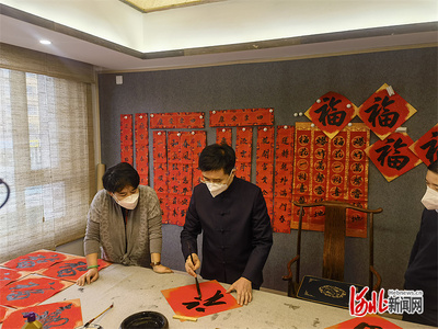 聽(tīng)梆子、學(xué)剪紙、寫福字，跟著名家過(guò)新年！石家莊任源藝術(shù)空間傳統(tǒng)文化活動(dòng)紀(jì)實(shí)